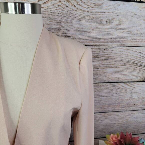 Magaschoni Women's Crepe Blazer Zip Pocket Long Sleeve‎ Jacket Pink Size 12 - Picture 2 of 9